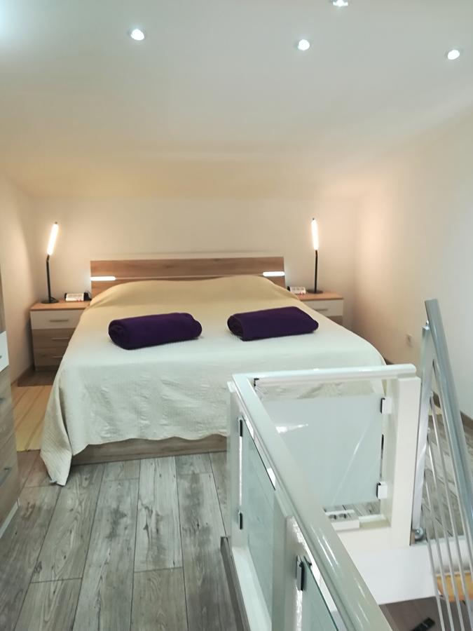 Apartments Vrime Biograd Na Moru Bagian luar foto